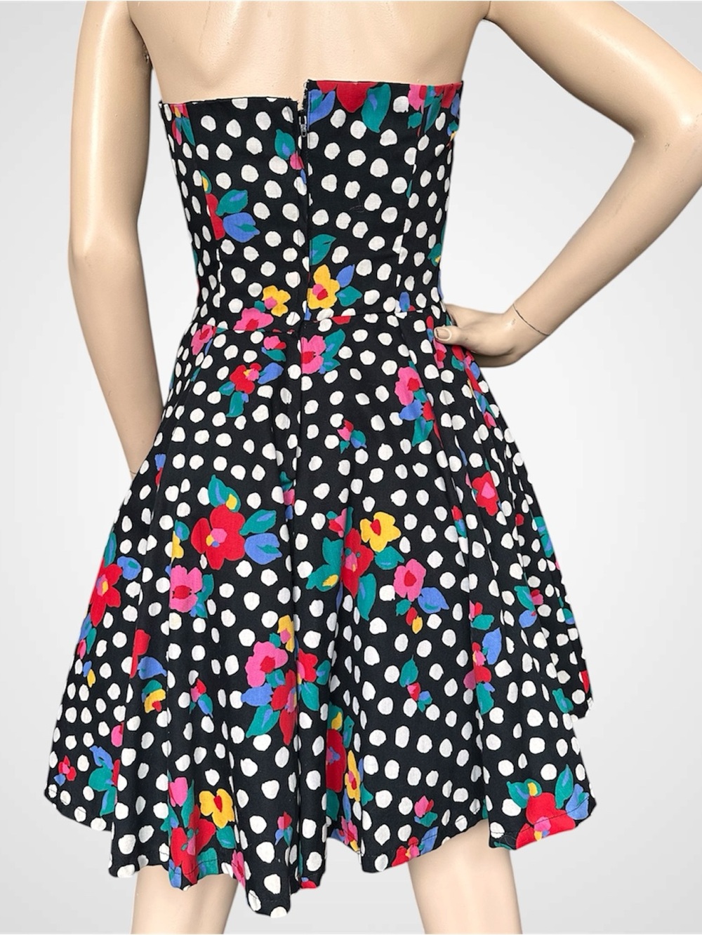 Vintage Le Chateau Polkadot Dress - Picture 7 of 9